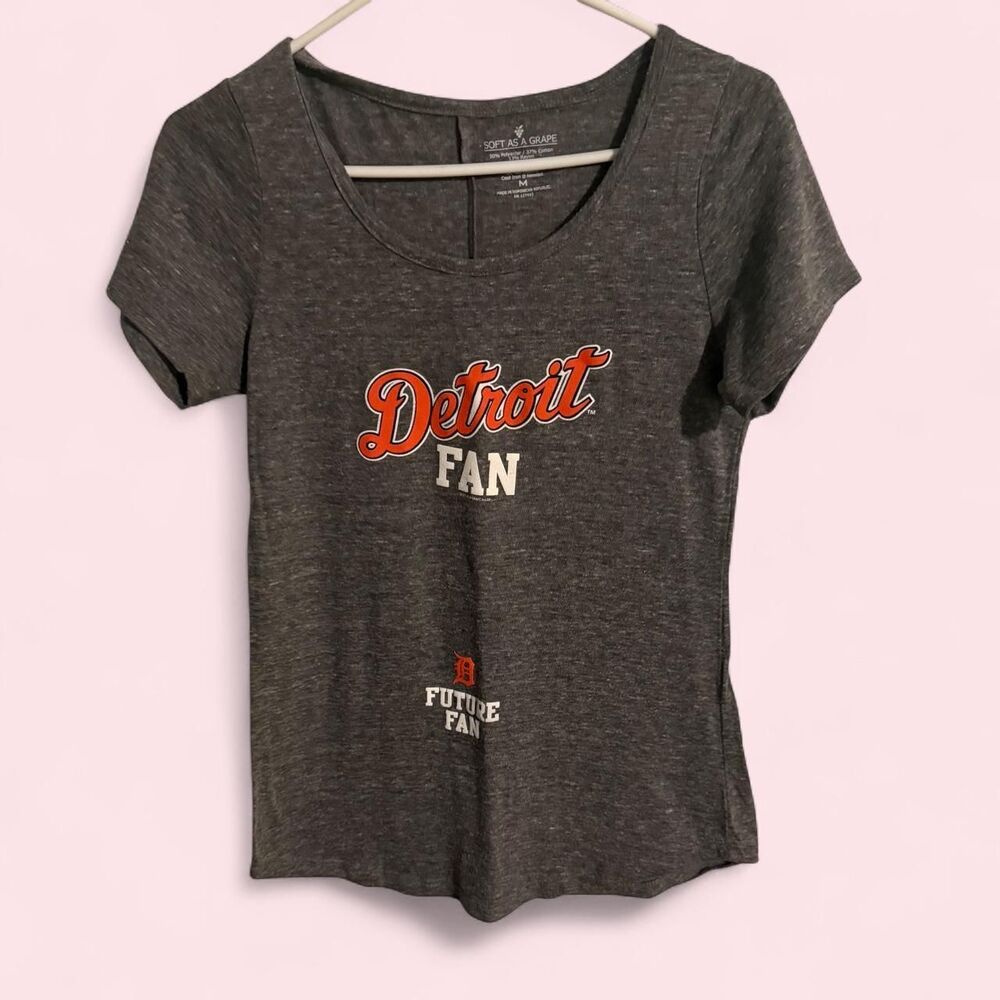 Soft as a Grape t-shirt women M grey Detroit Tigers MLB baseball maternity